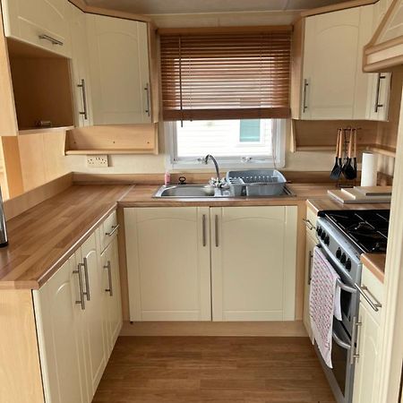Beautiful 2-Bed Static Caravan Newton Stewart Bagian luar foto